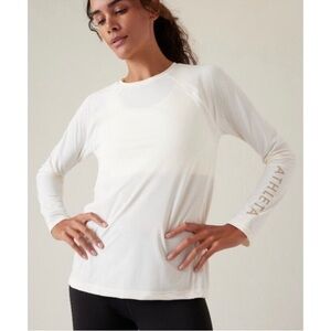 Athleta Ultimate Train Logo Top Large Magnolia White Long Sleeve NWT